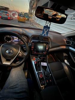 نيسان ماكسيما